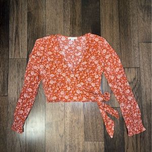 American Eagle Long Sleeve V-Neck Shirt, Size XXS